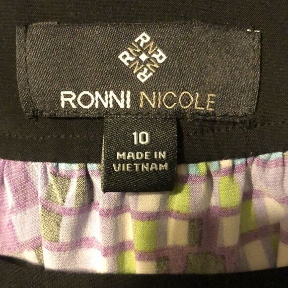 Ronni Nicole Dress - Picture 4 of 4